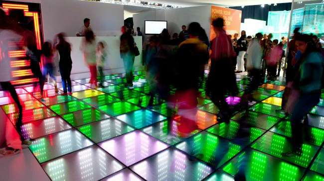 Sustainable Dance Floor Converts Energy into Electricity