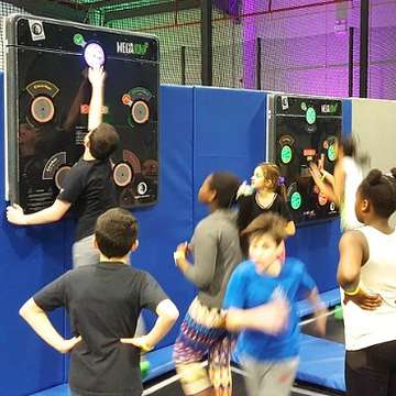 CardioWall FreeStyle and SkyPods Enhance Experience in Trampoline Parks