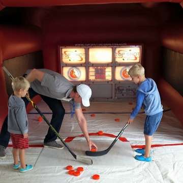 Top Shot Hockey Electronic Net Engages Customers and Improves Key Hockey Skills