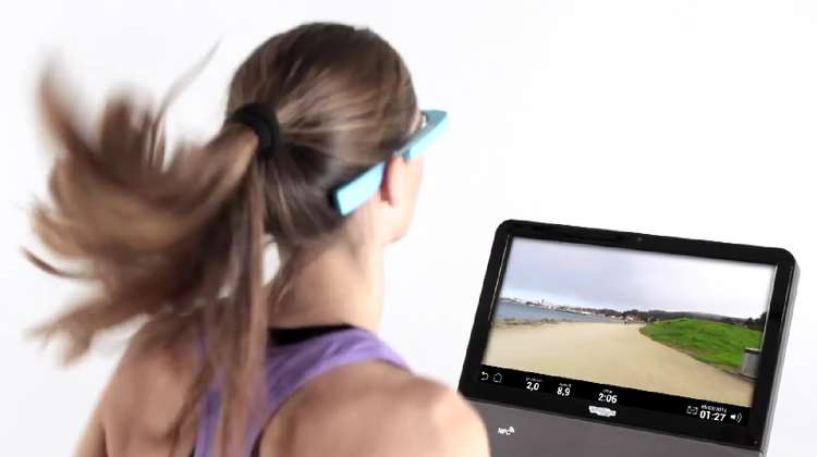 TechnoGym Introduces First Treadmill Controlled by Google Glass