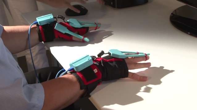 YouGrabber Uses Virtual Reality Games for Upper Limb Rehabilitation