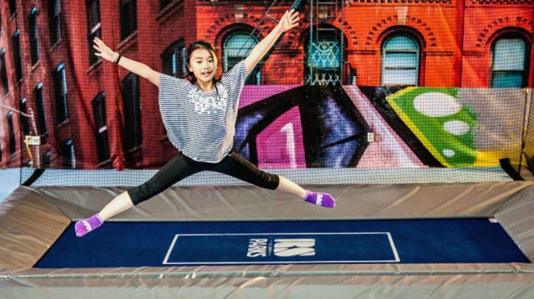 trampoline game