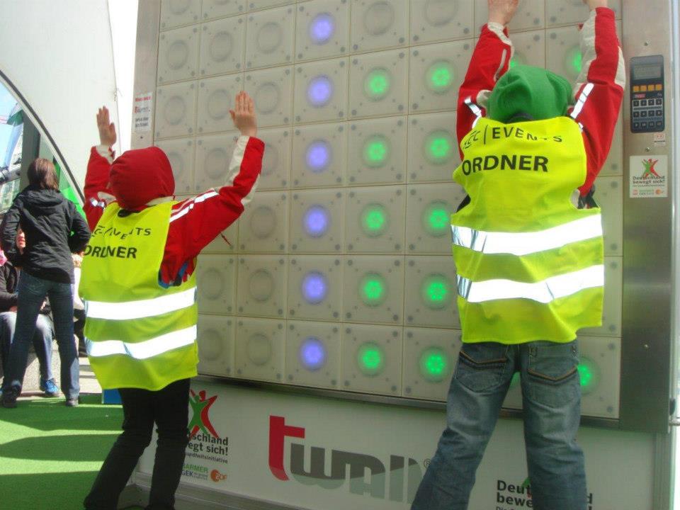 interactive light wall twall