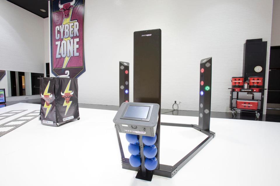 makoto interactive fitness training game
